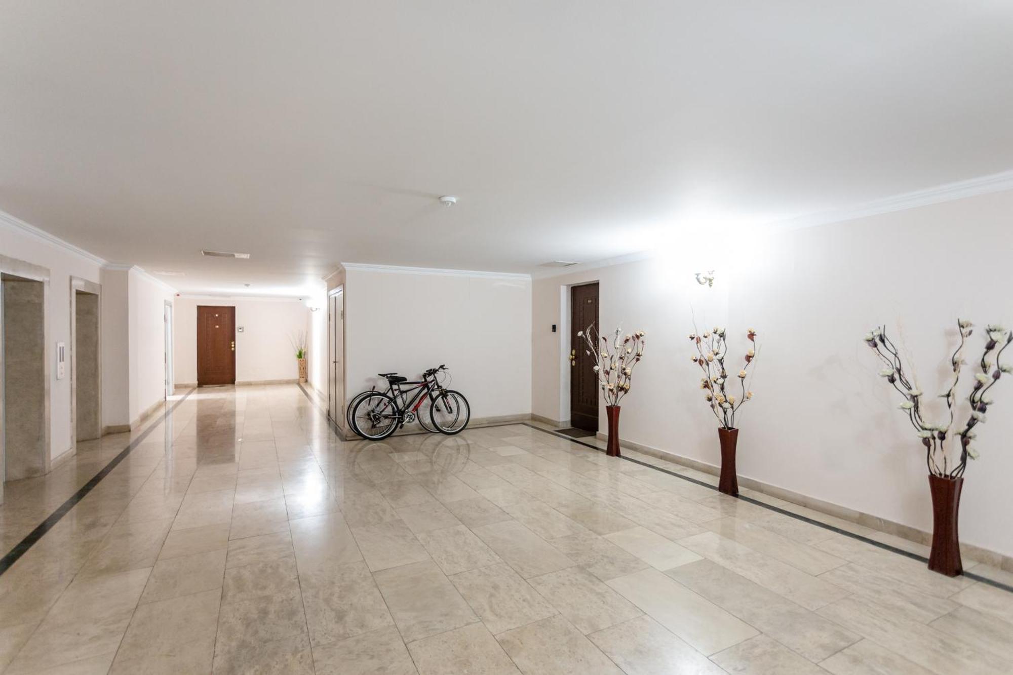 City Luxury Apartment L Тбілісі Екстер'єр фото
