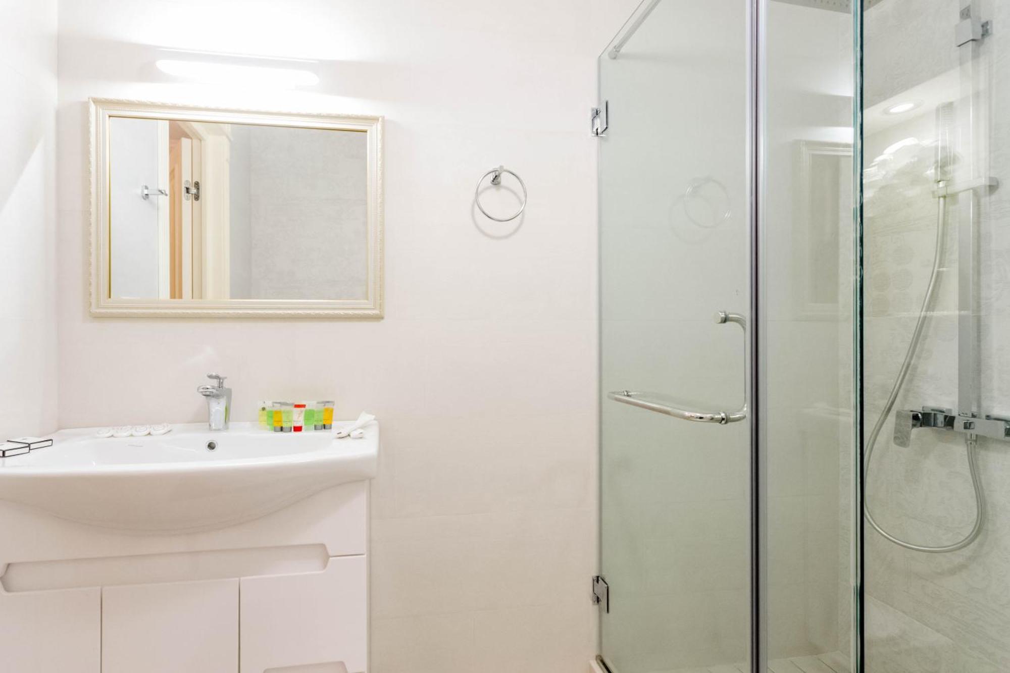City Luxury Apartment L Тбілісі Екстер'єр фото
