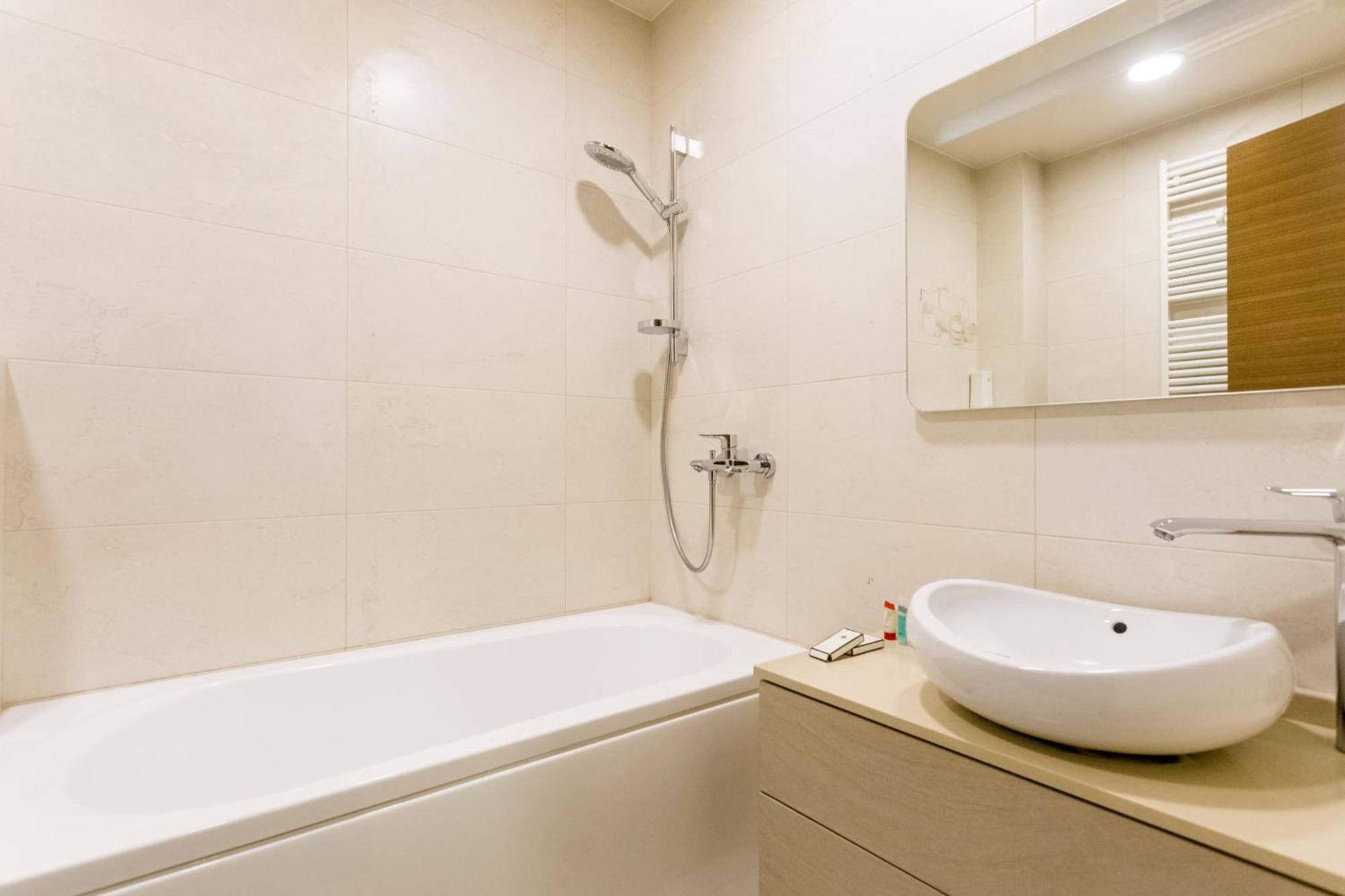 City Luxury Apartment L Тбілісі Екстер'єр фото