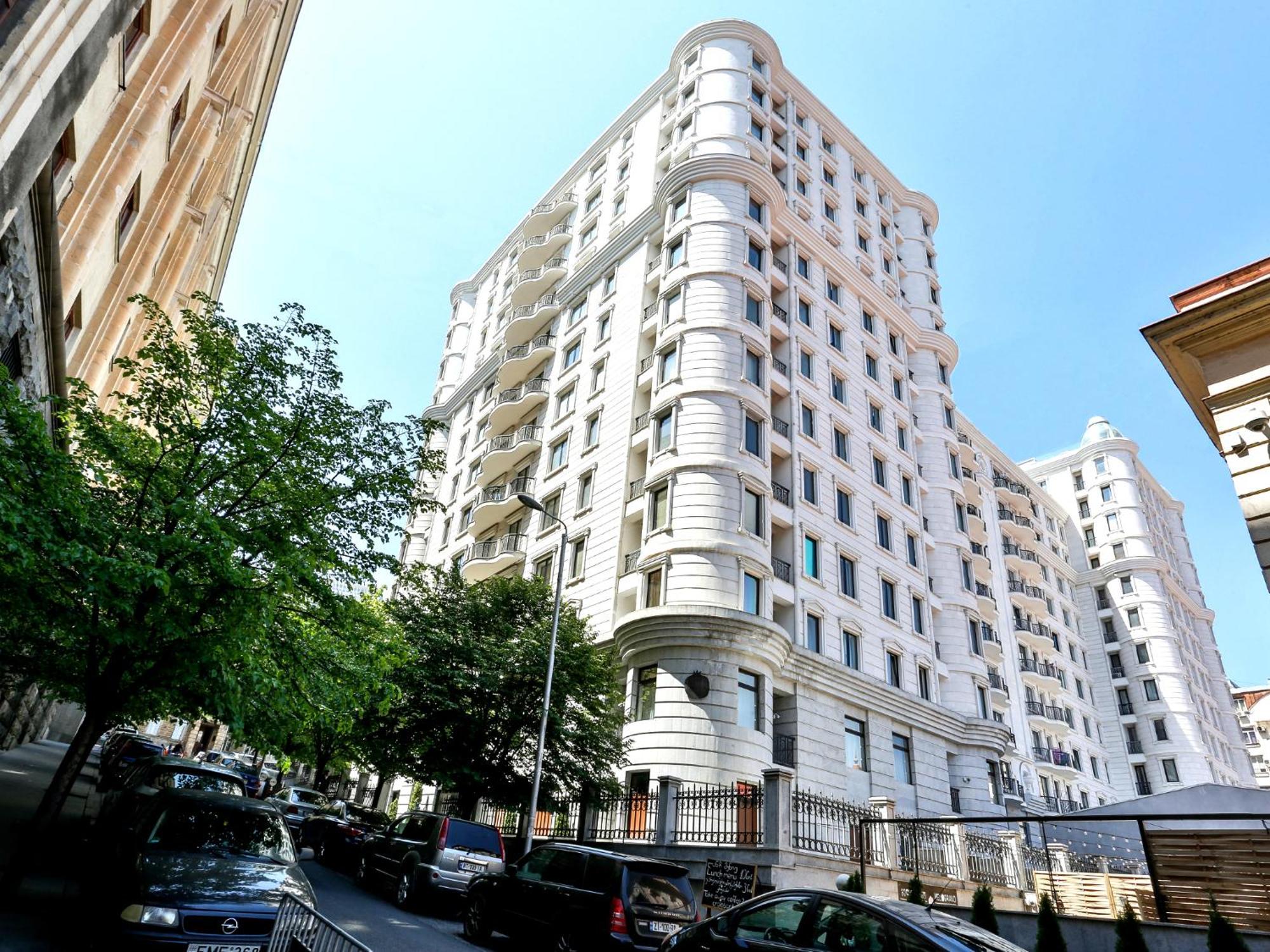 City Luxury Apartment L Тбілісі Екстер'єр фото