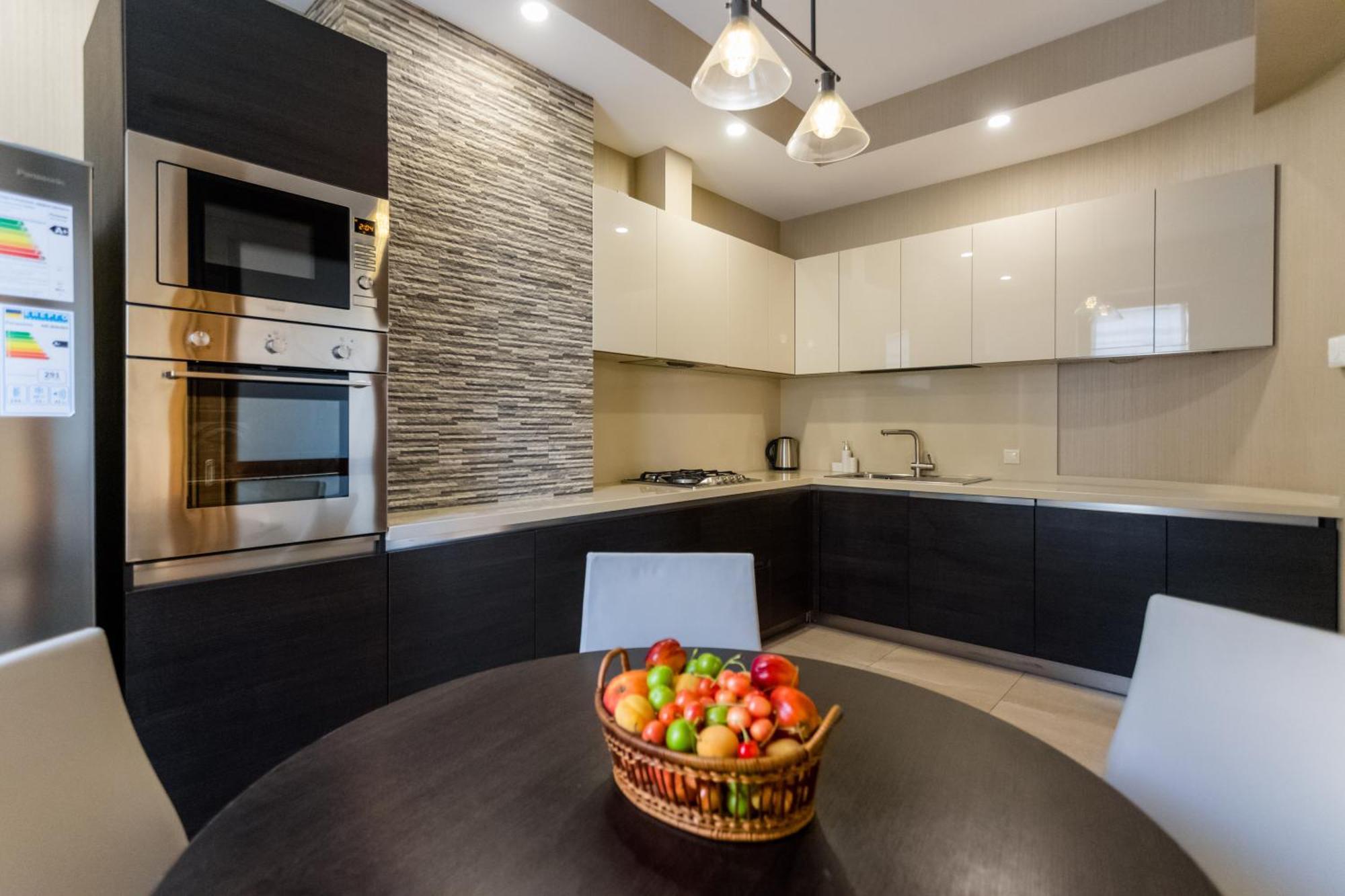 City Luxury Apartment L Тбілісі Екстер'єр фото