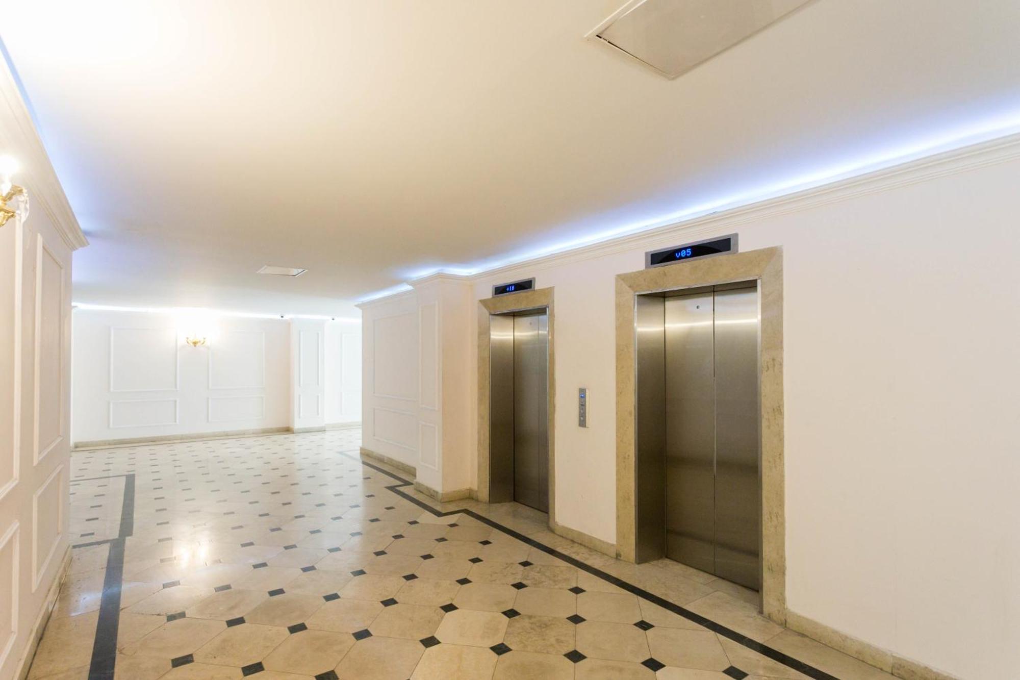 City Luxury Apartment L Тбілісі Екстер'єр фото